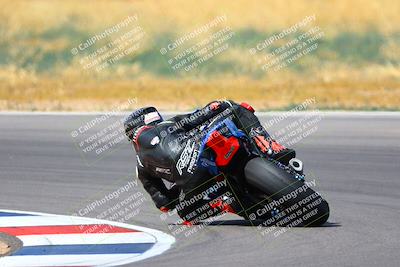 media/Apr-30-2023-CRA (Sun) [[020fcf5d43]]/Race 11-600 Expert Superbike/